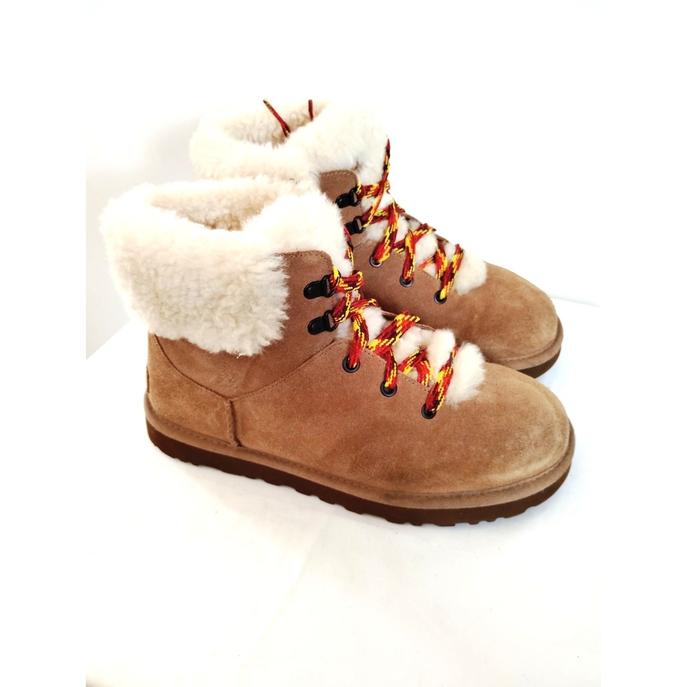 UGG Classic Mini Alpine Women 9 Sherpa Tongue Lined Westen Cowgirl Lace-Up Boots